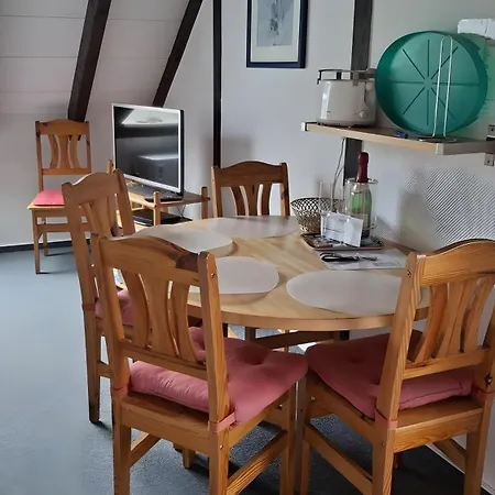 2 Fuer 1-5 Personen Apartament Fehmarn