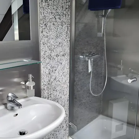 2 Fuer 1-5 Personen Apartament *